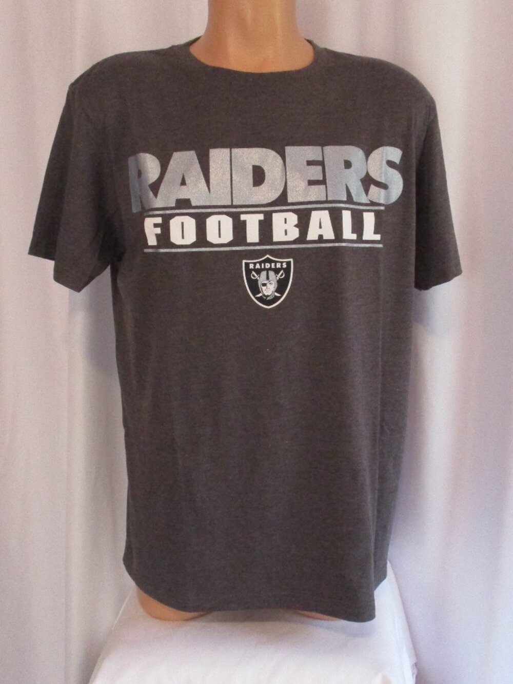 Raiders Shirt Mens Large Gray NFL Football Majestic Triple Peak Graphic Tee